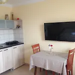 Apartmán - *