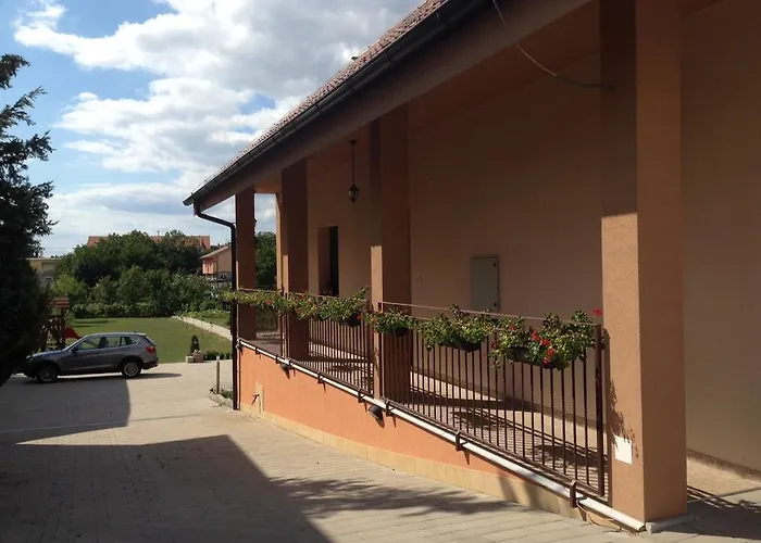 - Holiday Apartment *